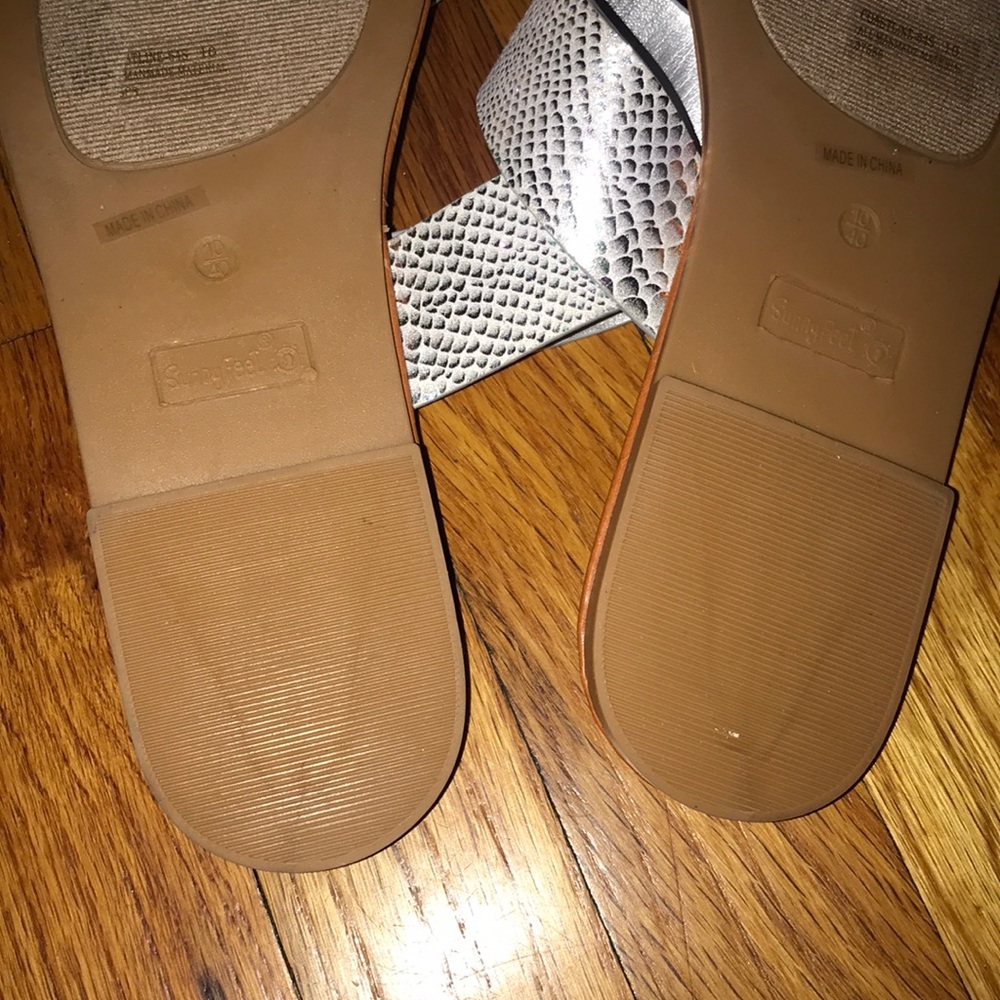 Sandals - Picture 5 of 5